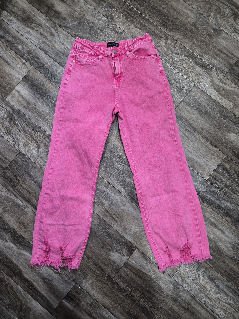 High-Rise Pink Straight-Leg Jeans with Frayed Hem